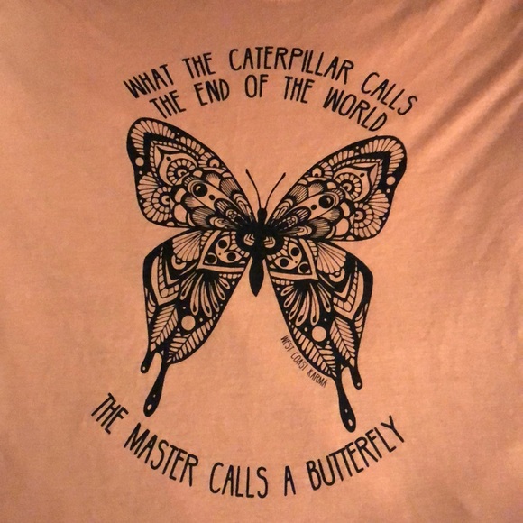 Free Flow Butterfly Top - Picture 2 of 2